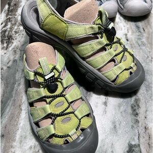 Awesome KEEN Sandals